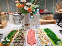 酒店内部或周边提供的食物