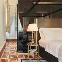 King Kresimir Heritage Hotel客房内的一张或多张床位