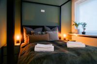 City Center Unique Boutique Apartment客房内的一张或多张床位
