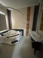 Hurghada-Magawish Villa 6的一间浴室