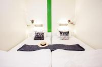 Qilombo Hostel Silom - HQ客房内的一张或多张床位