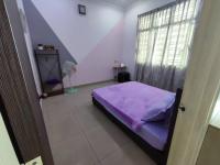 Sayang-Sayang Homestay $CRAZY OFFER$ 4R2B客房内的一张或多张床位