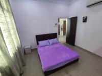Sayang-Sayang Homestay $CRAZY OFFER$ 4R2B客房内的一张或多张床位