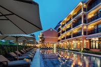 Allegro Hoi An . A Little Luxury Hotel & Spa内部或周边的泳池