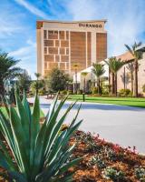 Durango Casino &amp; Resort外面的花园