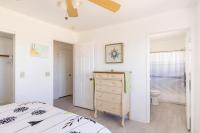 Electroliquid&#39;s Casa Pueblo Joshua Tree客房内的一张或多张床位