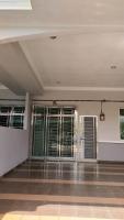Sayang-Sayang Homestay $CRAZY OFFER$ 4R2B的门面或入口