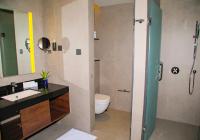Sofia Colombo City Hotel的一间浴室