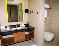 Sofia Colombo City Hotel的一间浴室