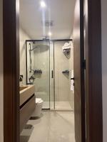 The Home Boutique Hotel Pyramids Inn的一间浴室