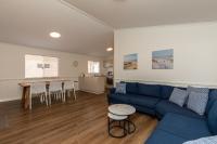 Kalbarri Red Bluff Tourist Park的休息区