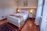 Deerpark Luxury Stays客房内的一张或多张床位