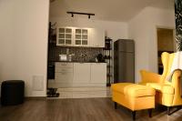 Mathias Airport Residences & Therme-Self Check-in的厨房或小厨房