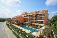 Allegro Hoi An . A Little Luxury Hotel & Spa内部或周边的泳池
