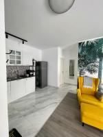 Mathias Airport Residences & Therme-Self Check-in的厨房或小厨房