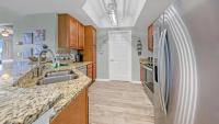 St Lucia 1204 a Luxury Condo with Gulf Views的厨房或小厨房