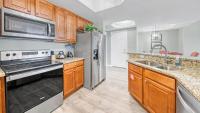 St Lucia 1204 a Luxury Condo with Gulf Views的厨房或小厨房