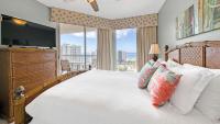 St Lucia 1204 a Luxury Condo with Gulf Views客房内的一张或多张床位