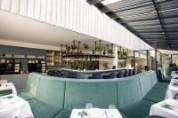 LMS - La Maison Suisse - Döttingen餐厅或其他用餐的地方