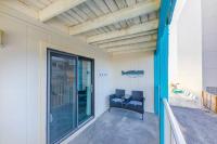 Comfy Condo ~ Steps away from the beach!平面图