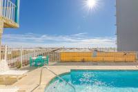 Comfy Condo ~ Steps away from the beach!平面图