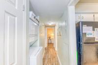 Comfy Condo ~ Steps away from the beach!平面图