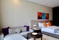 Qliq Damansara Hotel客房内的一张或多张床位