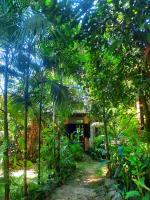 Oca Paraty Chalé Ecológico外面的花园