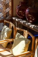 Beijing Le Zai Nan Luo Gu Xiang Wang Fu Jing Forbidden City Courtyard Hotel&Free laundry service&Free coffee &Paid Dumpling experience service的休息区