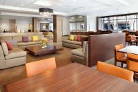 Hyatt House Denver Lakewood Belmar的休息区