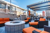 Hyatt House Denver Lakewood Belmar的休息区
