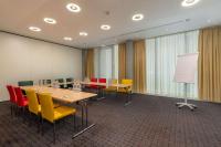 DoubleTree by Hilton Frankfurt Niederrad商务区和/或会议室