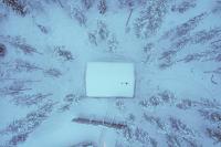 冬天的Invisible Forest Lodge