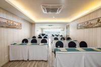 Sunlight Hotel Puerto Princesa商务区和/或会议室