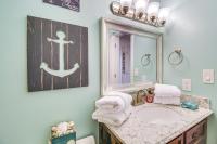 Gulf Shores Condo with Balcony 2 Mi to Fort Morgan!平面图