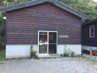 山林小屋所在大楼