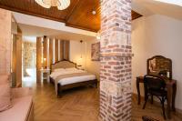 Saye Konak Hotel &#39; Kaleiçi&amp;Oldtown&#39;客房内的一张或多张床位