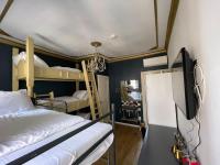 Amsterdam Rembrandt Square city center Hotel客房内的一张或多张床位