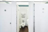 HI New York City Hostel的一间浴室