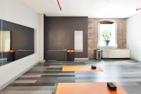 HI New York City Hostel的休息区