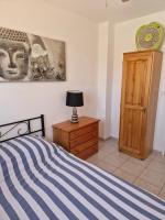 Villa 6p piscine spa privatif wifi proche des plages客房内的一张或多张床位