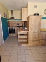 Villa 6p piscine spa privatif wifi proche des plages的厨房或小厨房