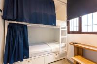Malaga Stop Hostel AB客房内的一张或多张床位