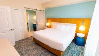 Holiday Inn Club Vacations Myrtle Beach Oceanfront客房内的一张或多张床位