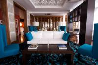 S Hotel Kingston的休息区