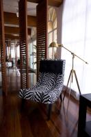 S Hotel Kingston的休息区