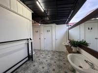 Chiza hostel Chiangmai的一间浴室