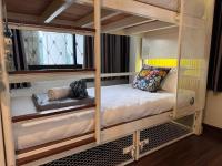 Chiza hostel Chiangmai客房内的一张或多张床位