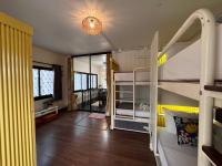 Chiza hostel Chiangmai的厨房或小厨房