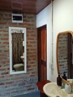 Kite Eco House Salinas del rey的一间浴室